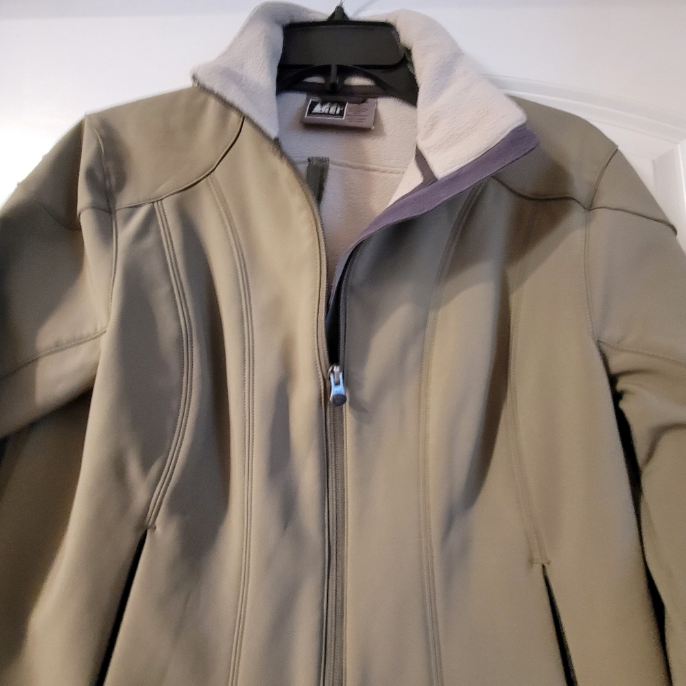 REI medium jacket - Picture 3 of 5